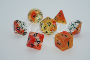 Acrylic three-color transparent dice set ：Transparent, red and orange