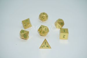 Metal Normal style dice set : Green ink on Gold